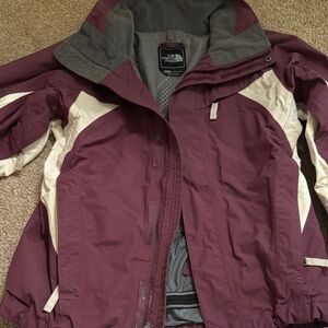 The North Face Women's Jacket - Burgundy and Cream